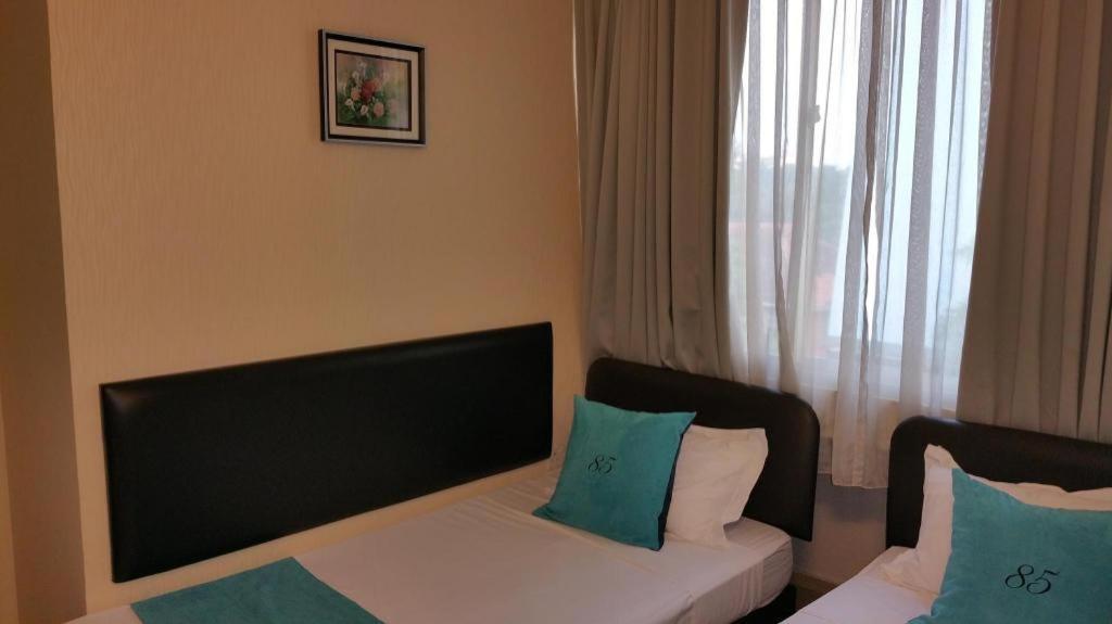 85 Garden Hotel 2*